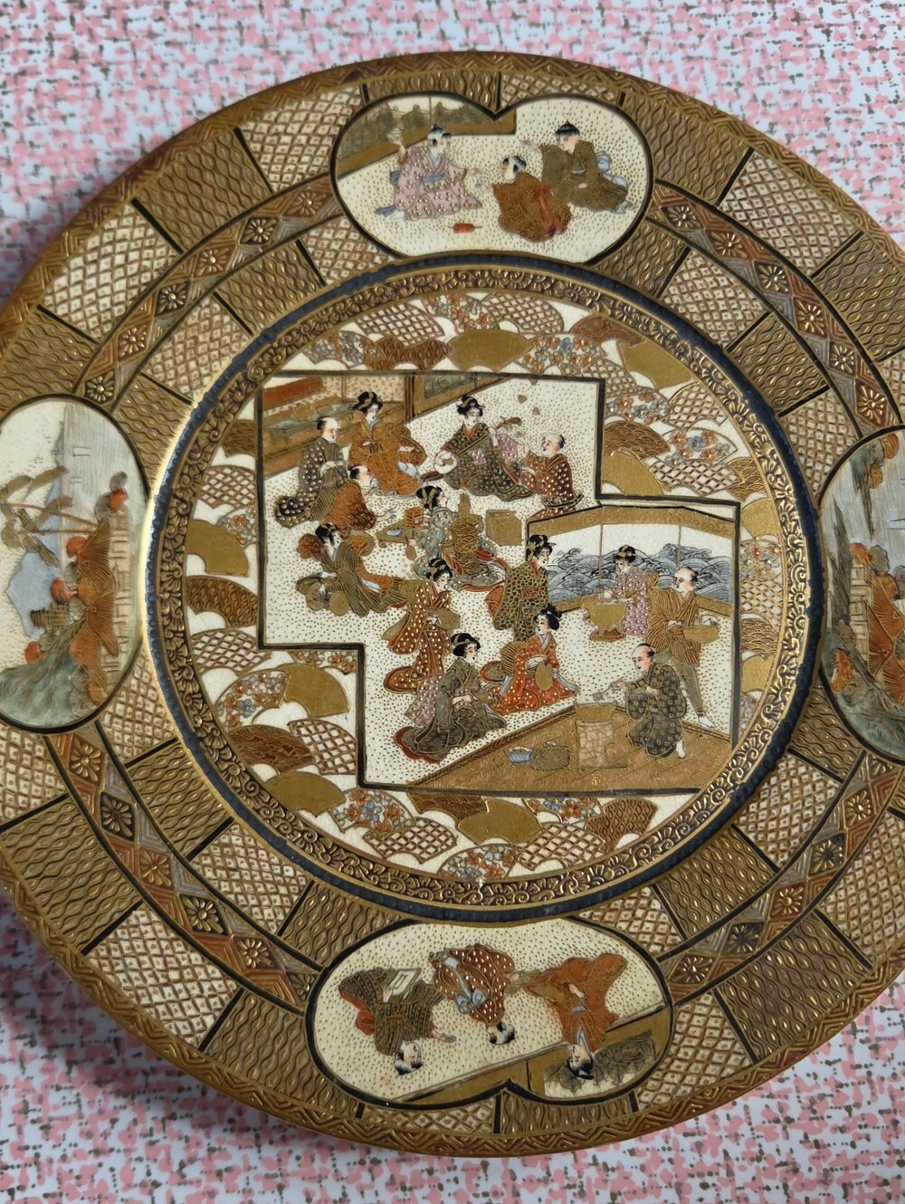 Antique Japanese Satsuma Kutani Ware Decorative Plate Geisha Gilt Hand Painted - Picture 7 of 12